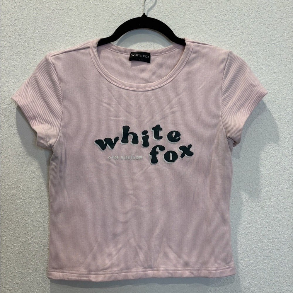White Fox Ribbed Baby Tee Pink Graphic Logo Crop Top